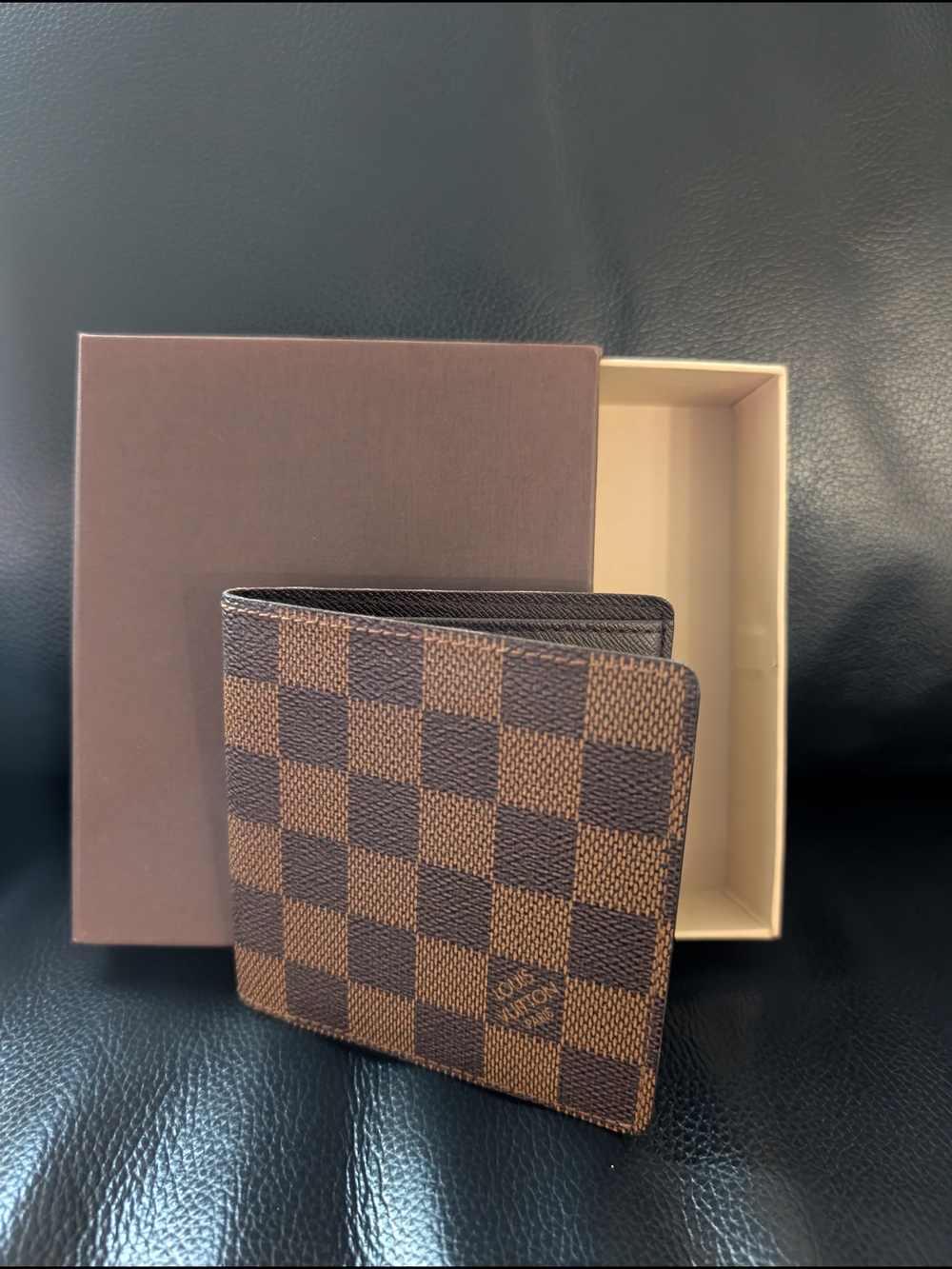 2003 Louis Vuitton Brown Damier Men's Wallet - Picture 2 of 11